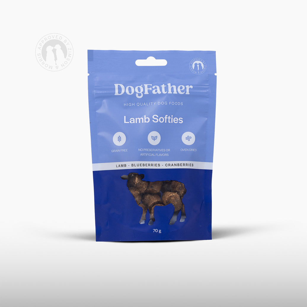 Förpackning med Dogfather Lamb Softies, mjukt hundgodis med lamm, framsidan.